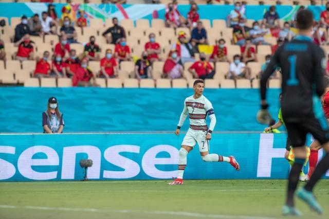 1624838082644055770.jpg 31624837689_.pic.jpg