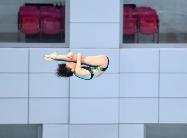 必发下载-女子10米台陈芋汐逆转夺冠 张家齐0.55分惜败